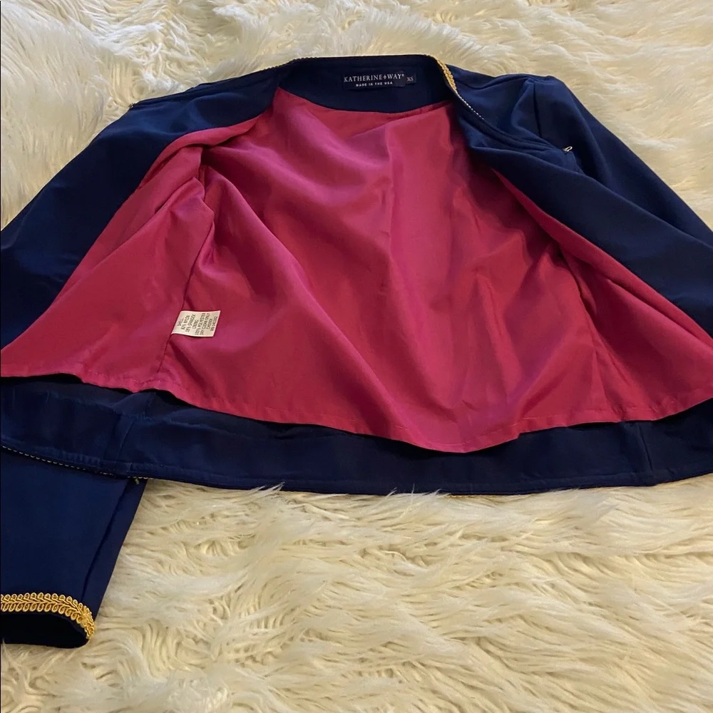 Katherine Way Women's Navy Jacket with Gold Trim made in USA length 20”bust 30” - Picture 7 of 8